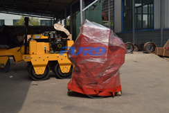 福瑞得機(jī)械手扶雙輪壓路機(jī)，手扶單輪壓路機(jī)，路面開槽機(jī)及時包裝發(fā)貨