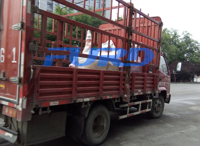 福瑞得機械手扶壓路機、二次結(jié)構(gòu)澆筑機及時發(fā)貨